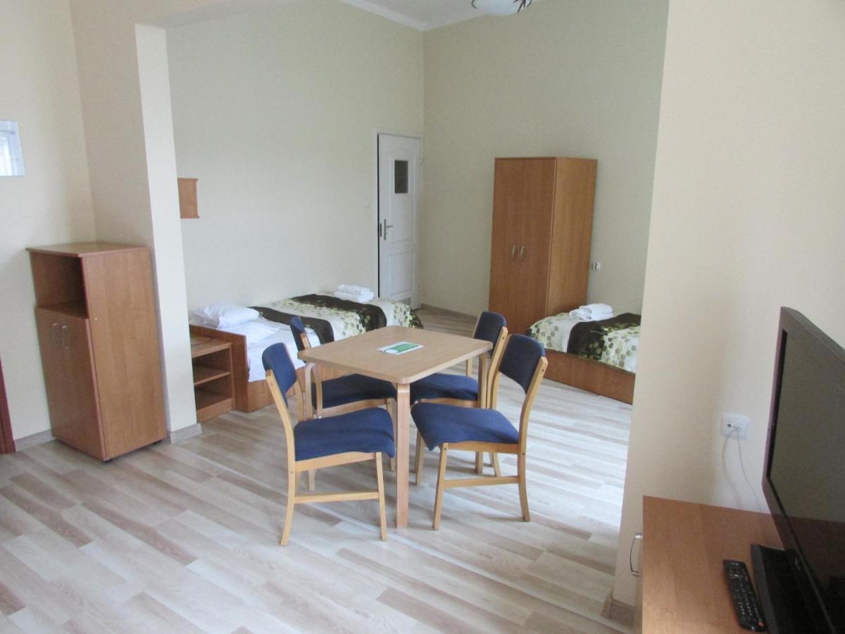 Cdr Aparthotel Krasków Εξωτερικό φωτογραφία